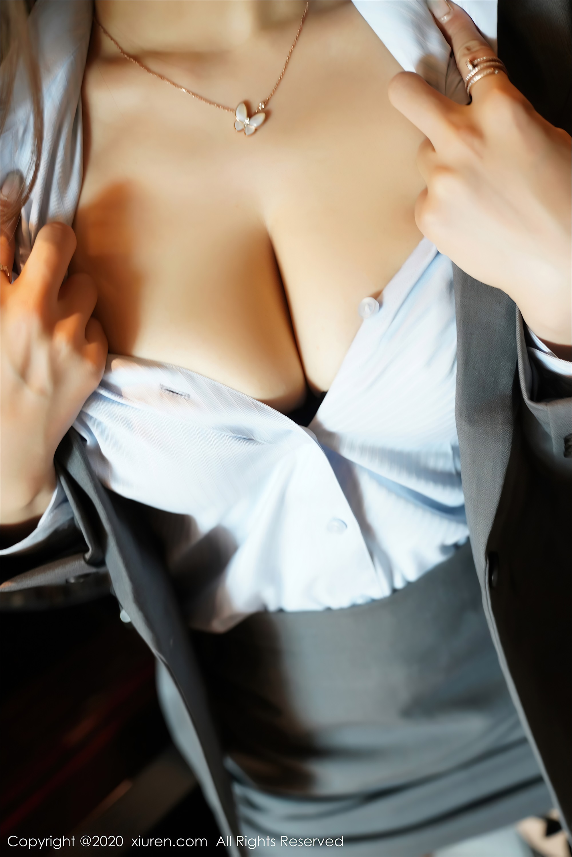 XIUREN秀人网 2020.10.12 Vol.2638 周井空